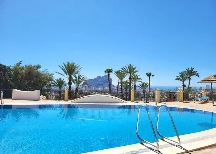 Casa Sunrise - Costa Blanca House With Rooftop, Swimming Pools And Panoramic Sea And Calpe Views
