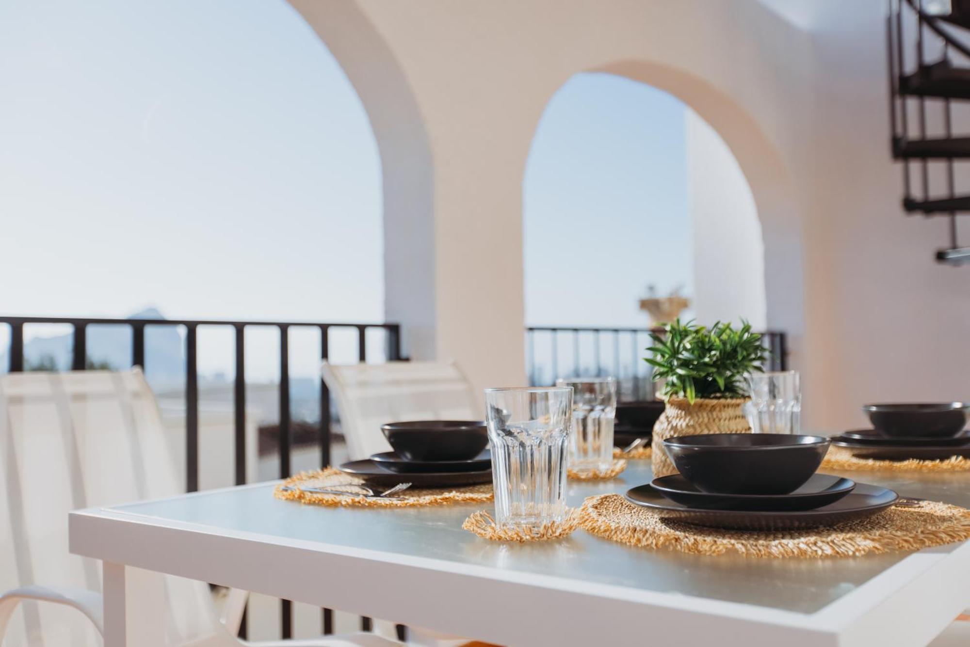 Casa Sunrise - Costa Blanca House With Rooftop, Swimming Pools And Panoramic Sea And Views Calp